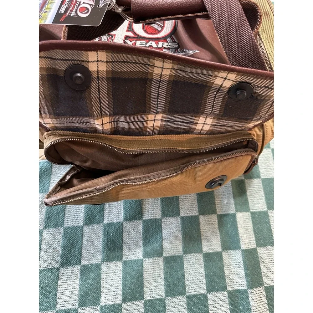 Bass Pro Tracker Fishing Tackle Duffel Bag Canvas Leather Tracker Boats 40th